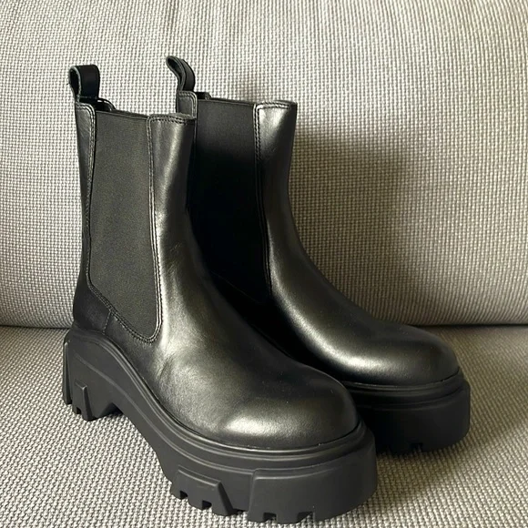 靴 Zara Leather Boots s-l400.jpg